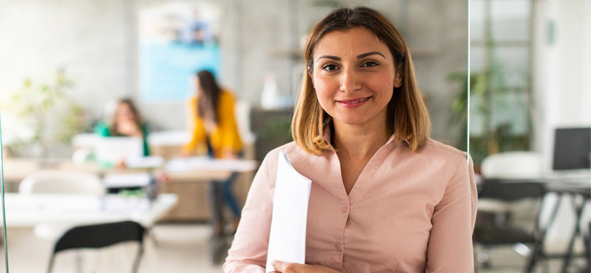 Assistente do Itaú ganha horas extras além da 6ª